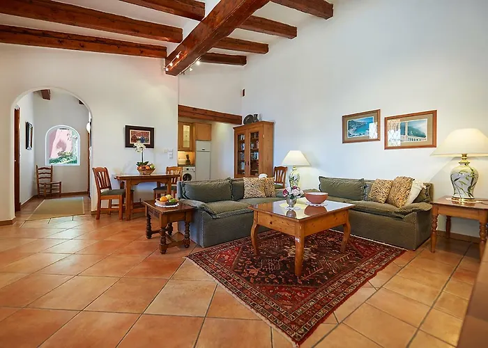 Las Escaleras - Villa Deka - 2P